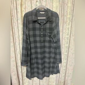 2/$28 Soft Surroundings Black Gray Plaid Button Front Tunic EUC XL?